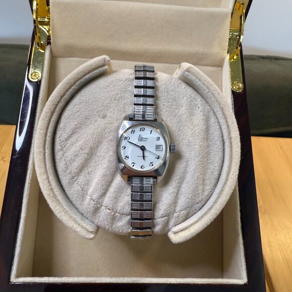 Vintage 1970s LIP Automatic French Calendar Silver Tone Watch, 23mm